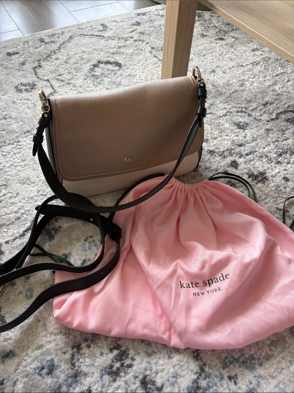 Kate Spade Hudson Colour blocked Medium Convertible Shoulder bag (with dust bag)